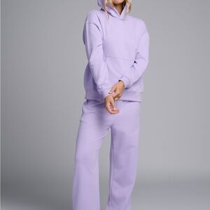 Comfrt Light Weight Iris Hoodie and Sweatpants Set Size Med